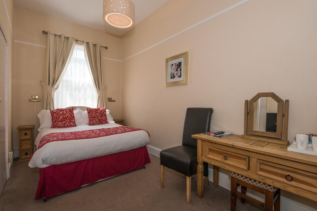 The Sea Crest Otel Morecambe Dış mekan fotoğraf